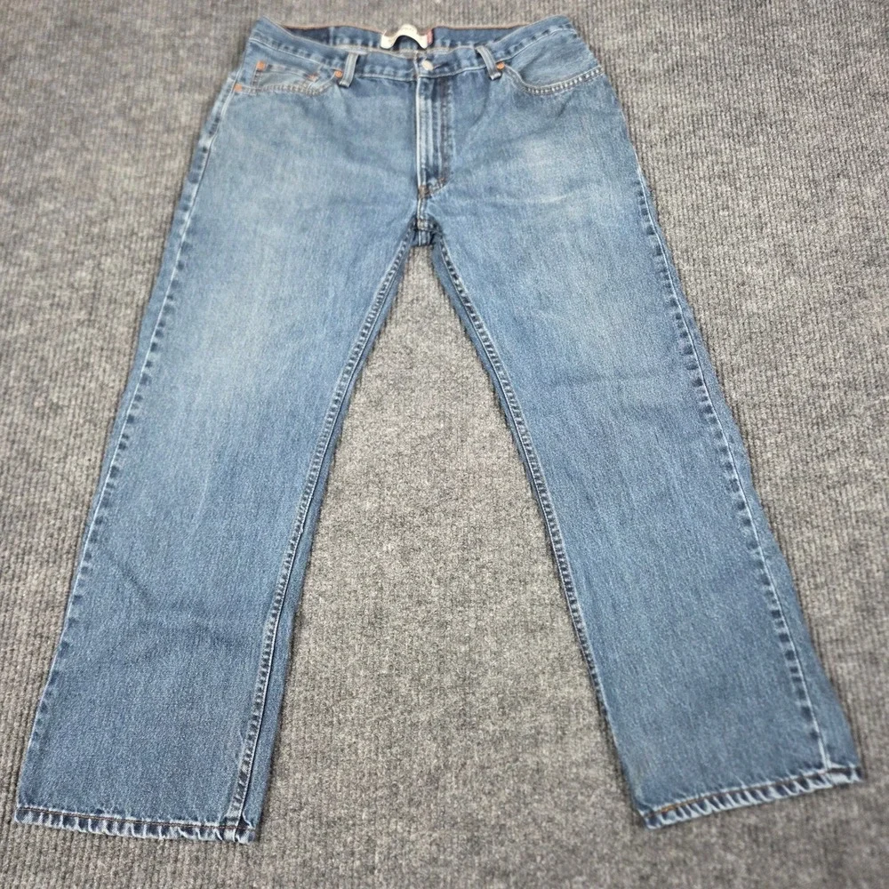 Vintage Levis 505 Mens Straight Fit Jeans Medium Wash‎ Denim 36x30 Cotton 26767